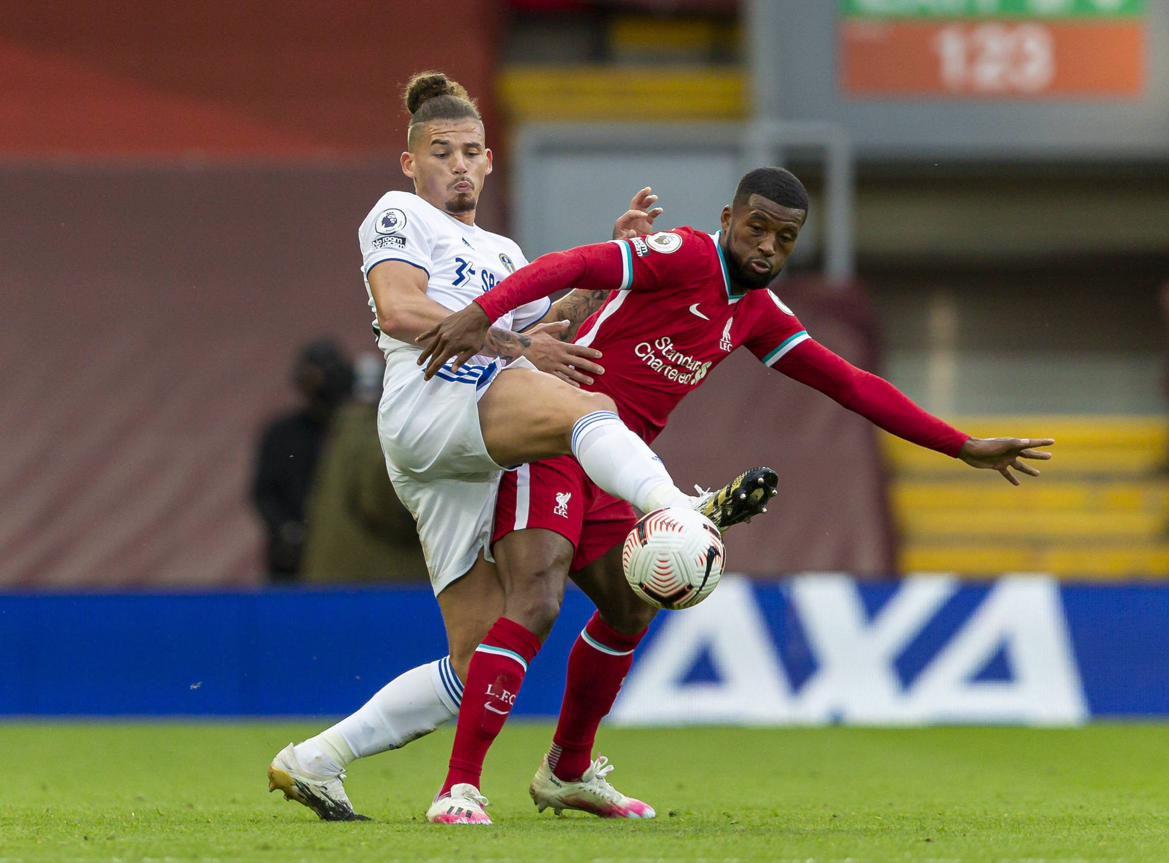 总是充满着 总是充满着